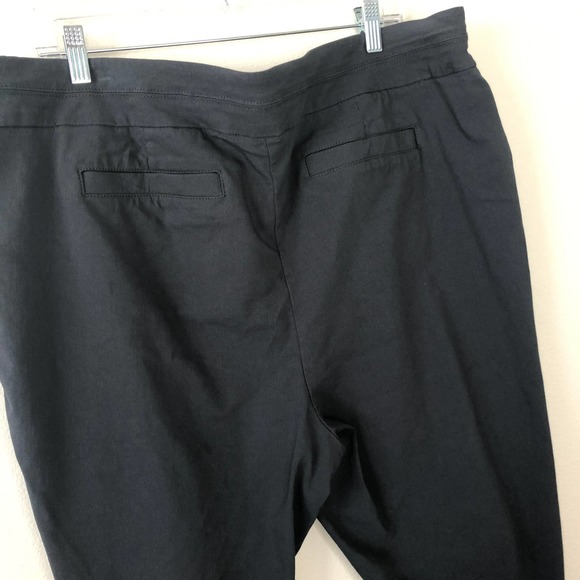 Apt. 9 Business Capris Size 22W - Picture 2 of 8